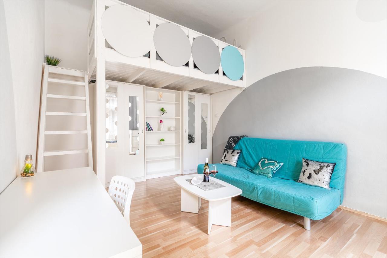 Sunny Dots Apartment - Free Parking! Budapest Eksteriør bilde